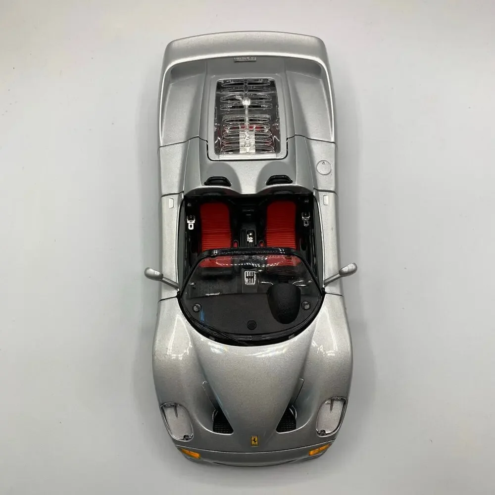 Bburago Ferrari F50, 1:18 Die-Cast Model Car, Silver, Open Top, Opening Doors